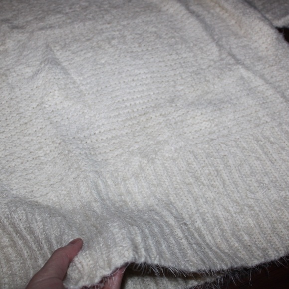 Hit List Sweater - Picture 4 of 5